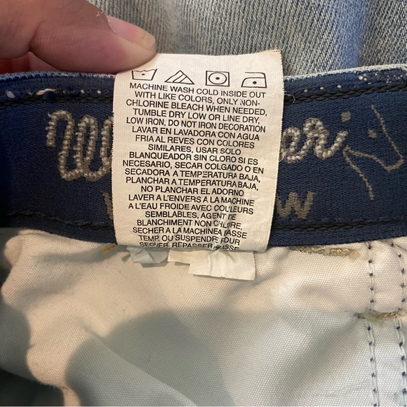 Wrangler Willow Ultimate Riding Jeans, Light Wash, Size 1x32 - Picture 14 of 15